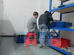 電子行業電磁振動臺|模擬蓄電池振動試驗機